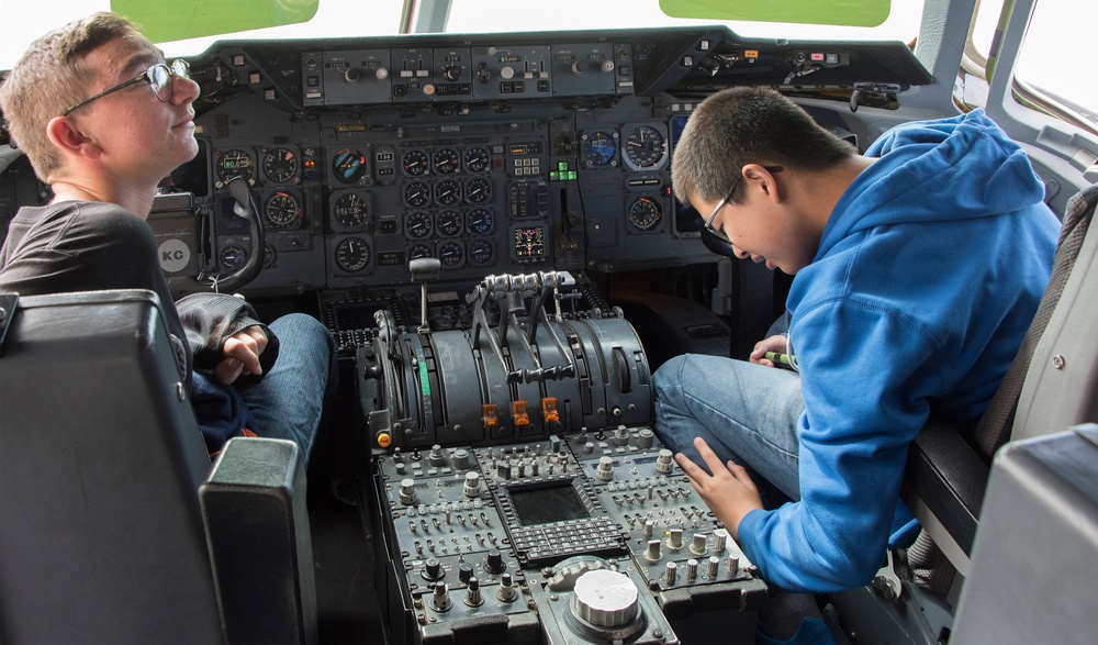 JROTC High School Students Tour Travis AFB