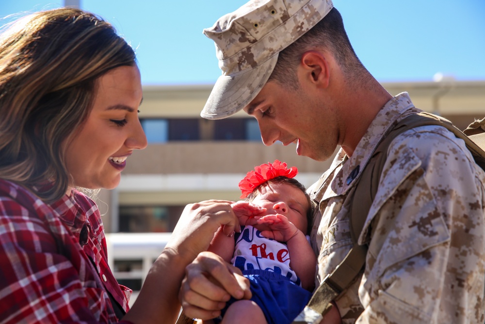 Family, Friends welcome 1/7 Marines home