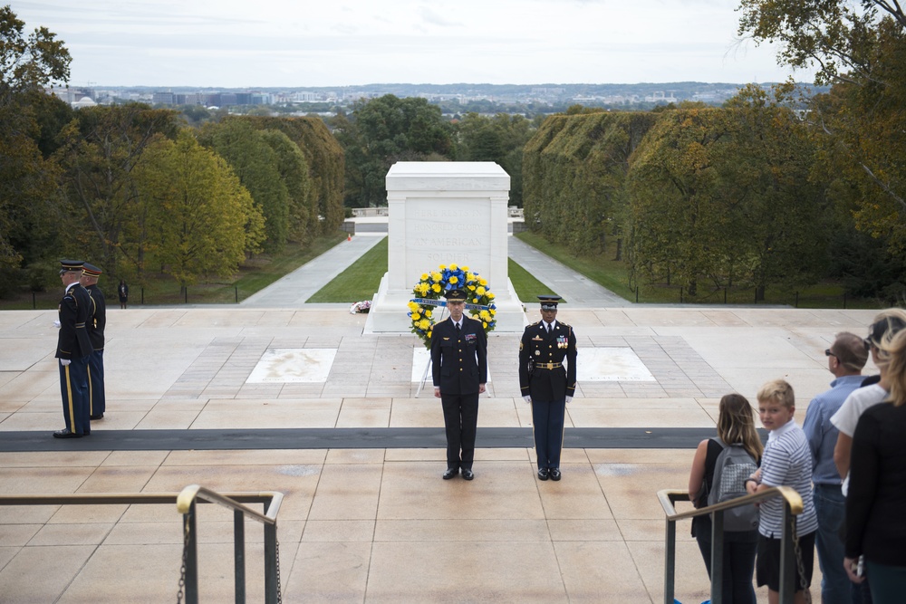 Supreme Commander of Swedish Armed Forces Gen. Micael Bydén Conducts a Public Wreath-Laying at the Tomb of the Unknown Soldier