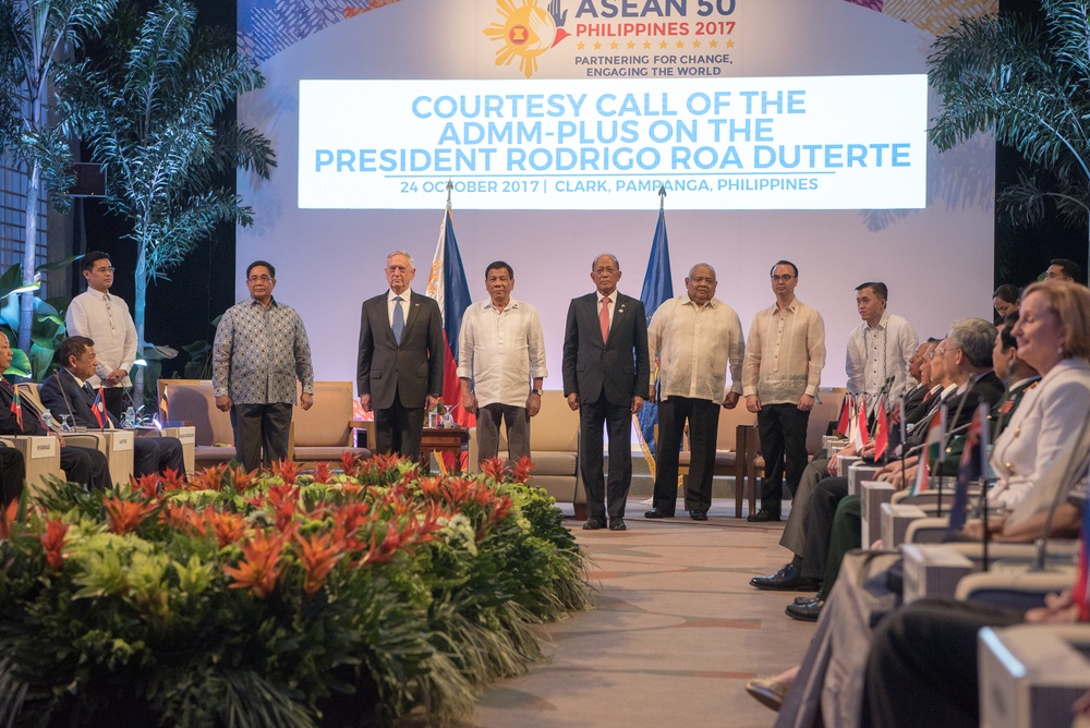 SD meets with Philippines Presient