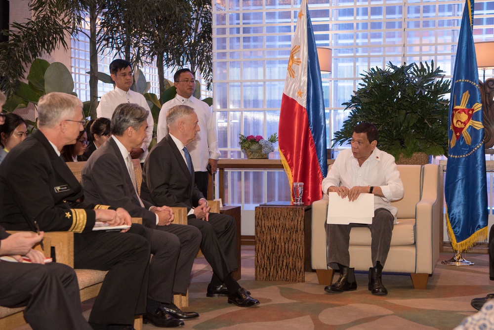 SD meets with Philippines Presient