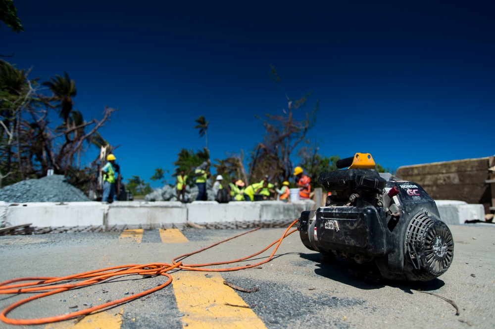 Hurricane Maria: Construction in Toa Baja