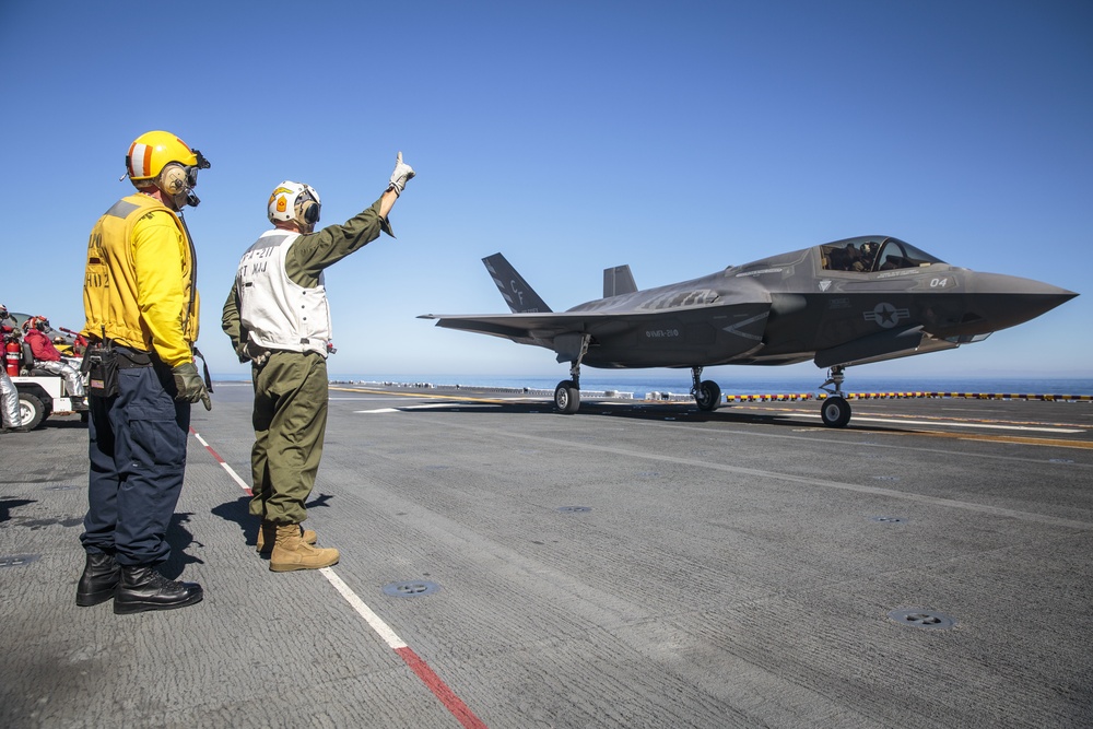 Squadron Sergeant Major Launches F-35B Lightning II