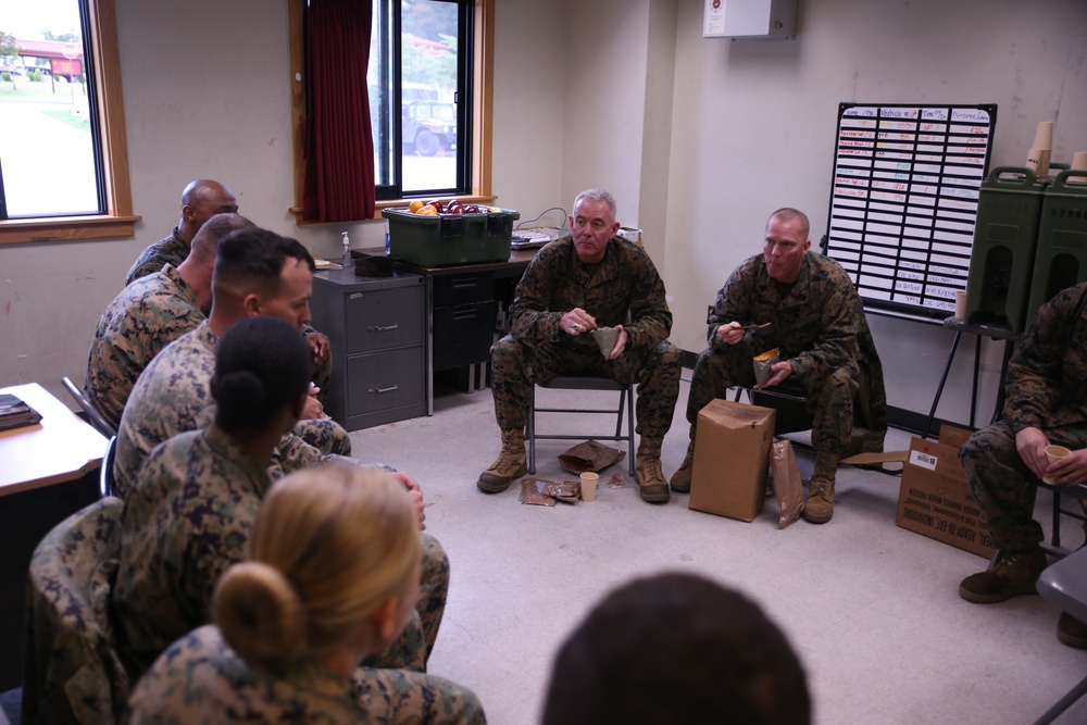 3d MLG CG visits Marines during Korean Marine Exchange Program 18.1