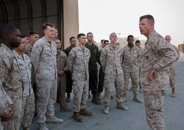 Lt. Gen. Beydler Visits SPMAGTF-CR-CC