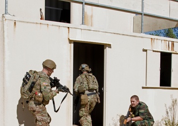 1st SFAB Soldiers enact advising mission in training environment