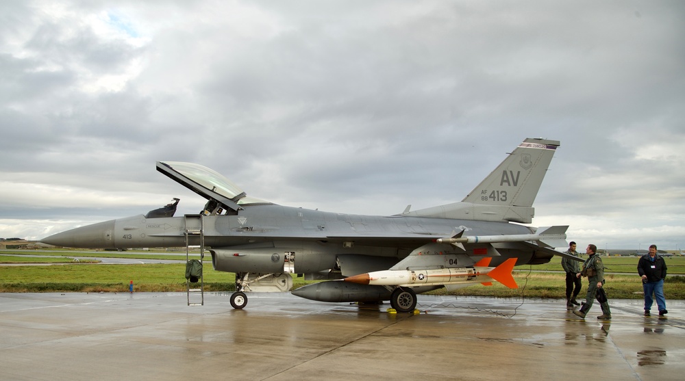 Formidable Shield 2017