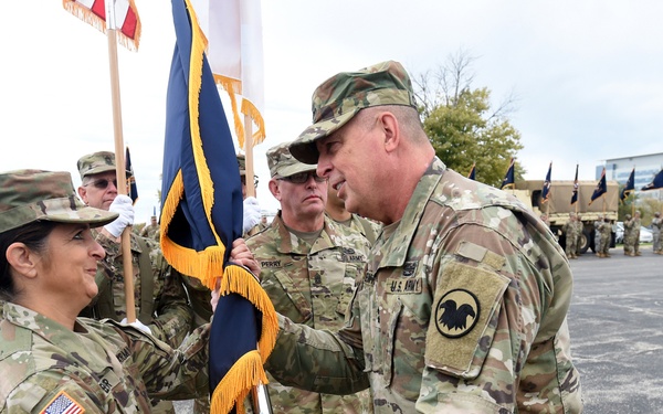 Army Reserve Chicago-based command receives new leadership