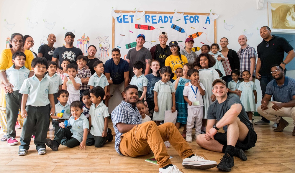 Princeton Sailors Volunteer at Bahrain School