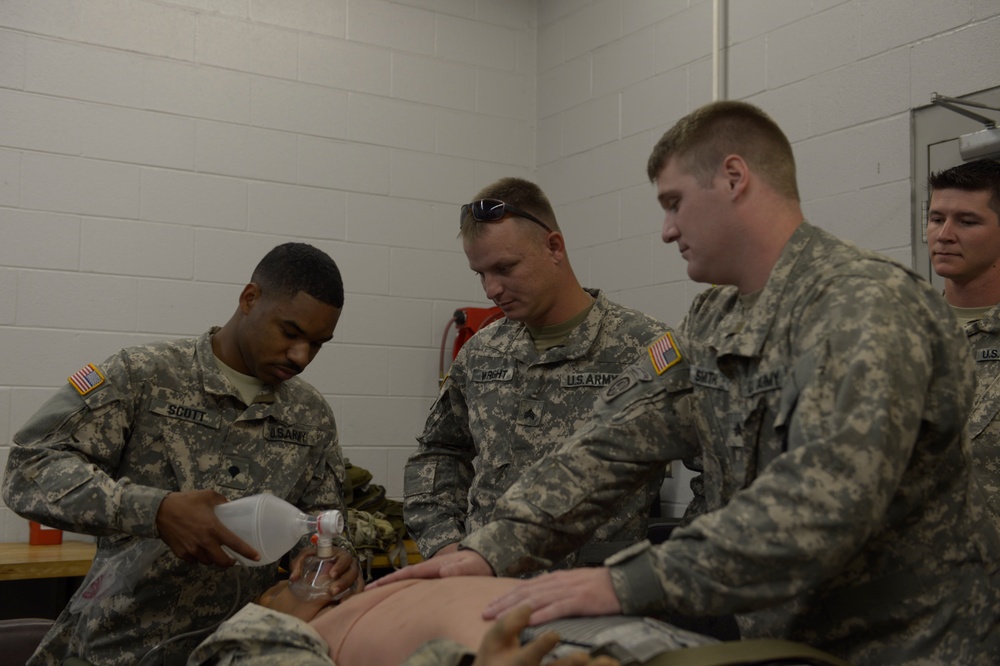 Southern Strike 18 - 1-168th Soldier Conduct Triage Training