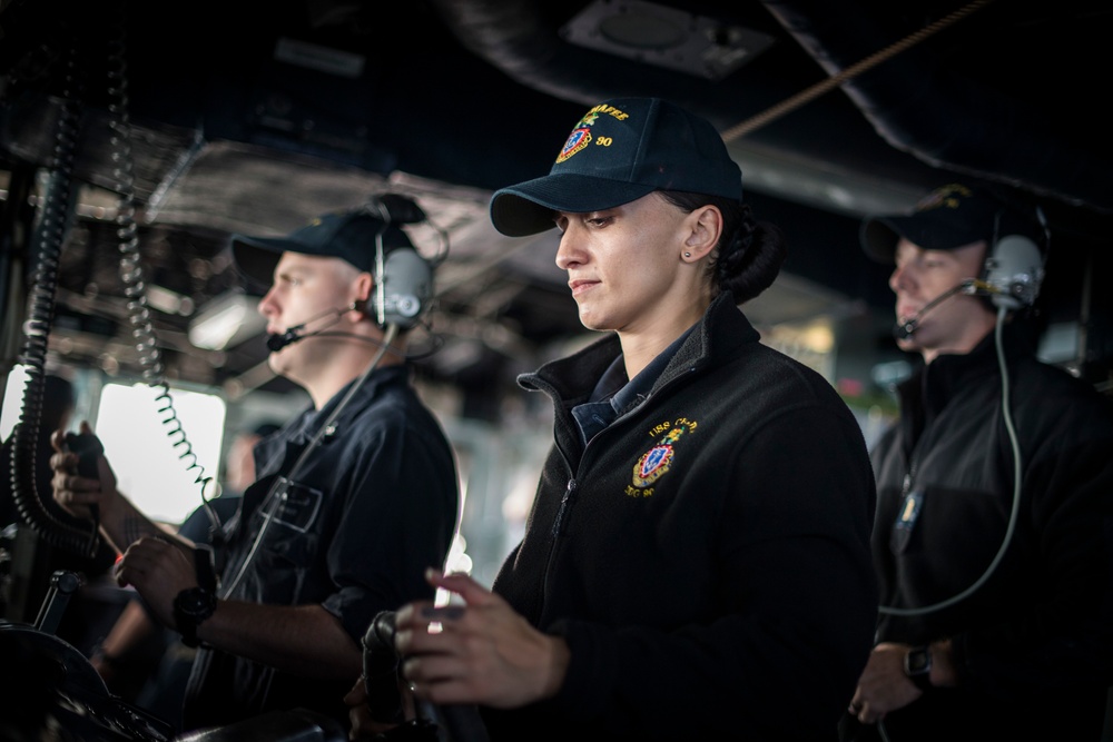 USS Chafee RAS with USNS Wally Shirra