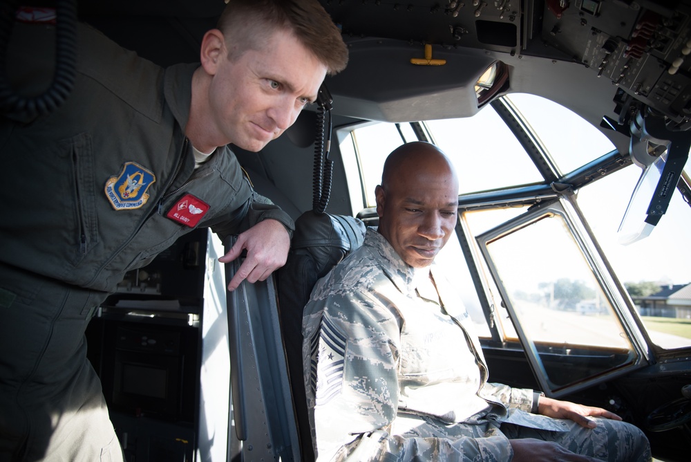 CMSAF Wright visits 403rd Wing