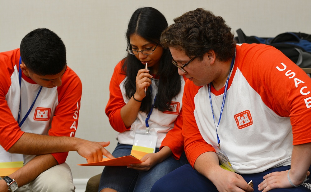 HENAAC conference gives Hispanic students hope toward future careers in STEM