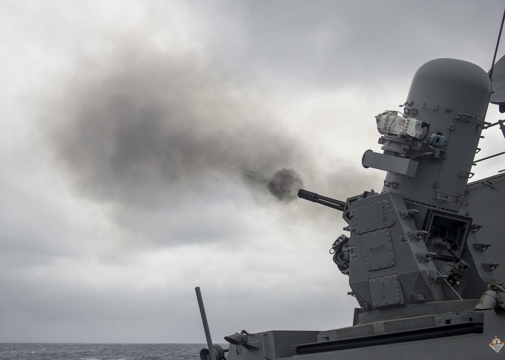 USS Sampson Conducts CWIS Shooting