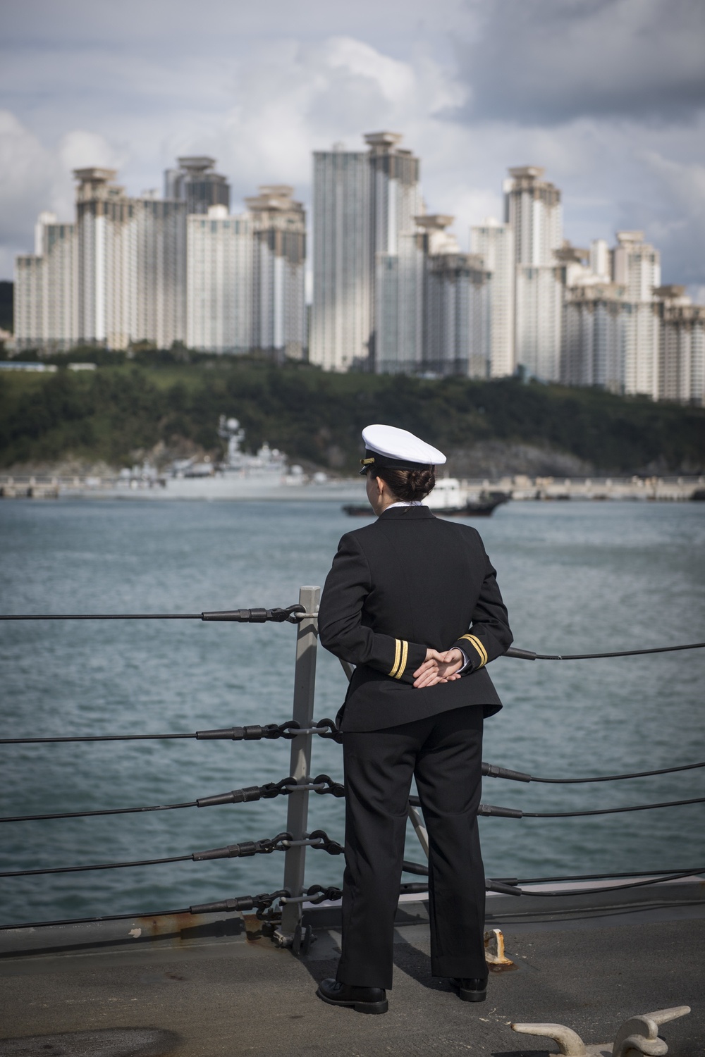 USS Chafee Arrives in Busan
