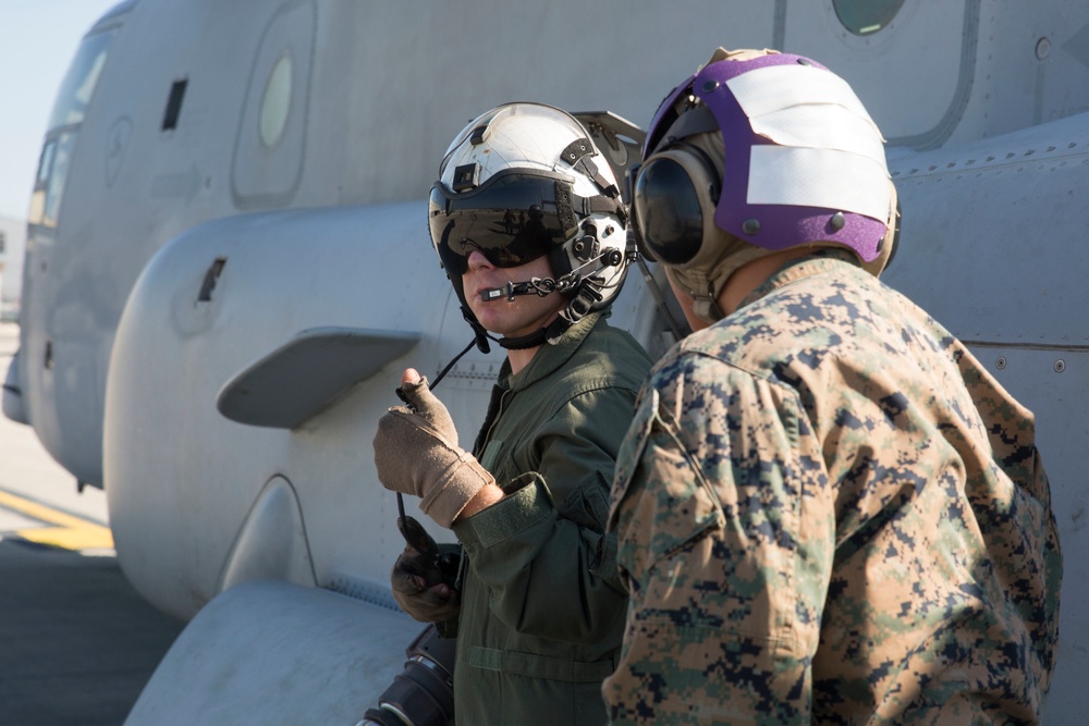 MCAS Iwakuni utilizes ADFS for first MV-22 hot refuel