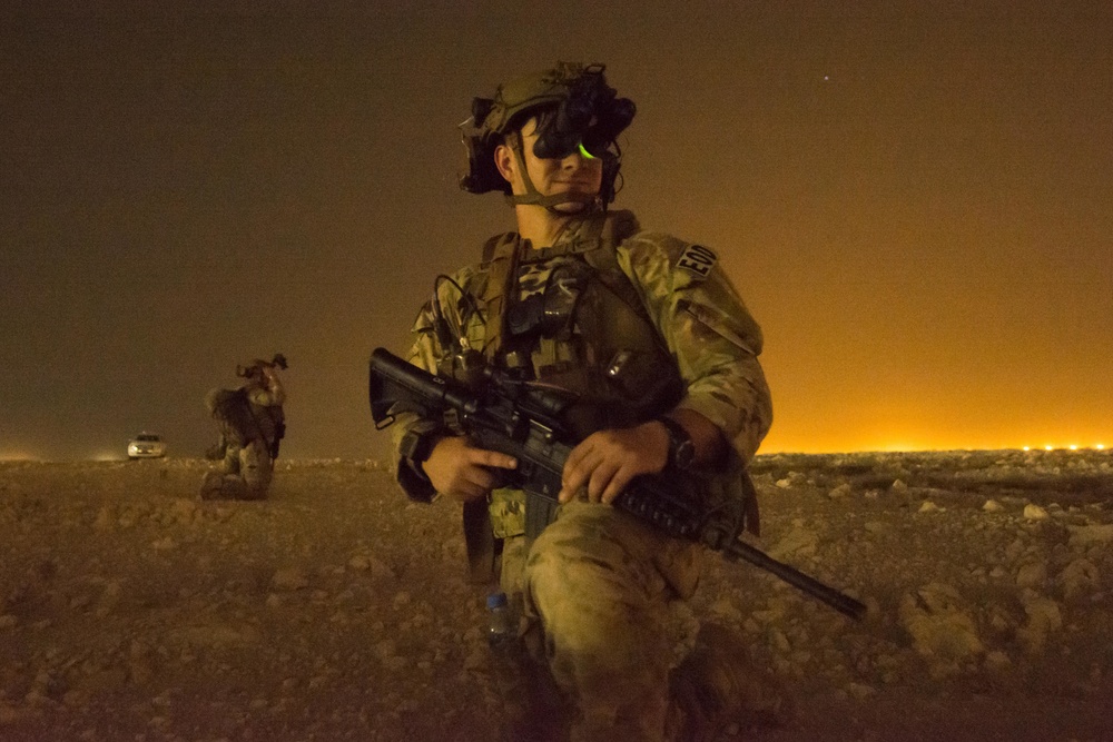 EOD technicians conduct night counter-IED training