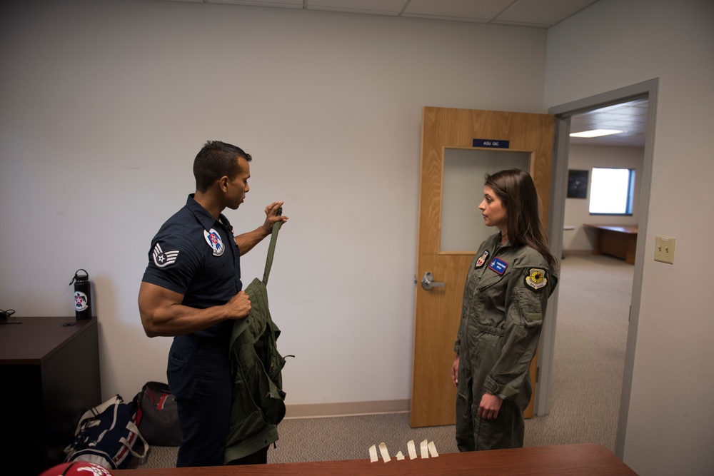 Thunderbirds media flight with Karen Lehr