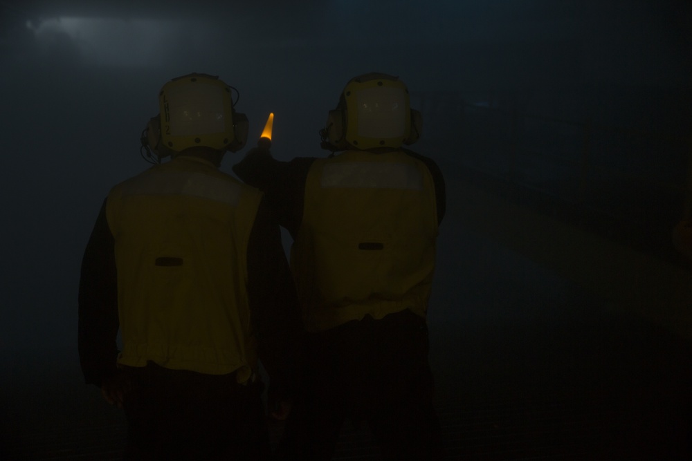 LCAC Well Deck Operations