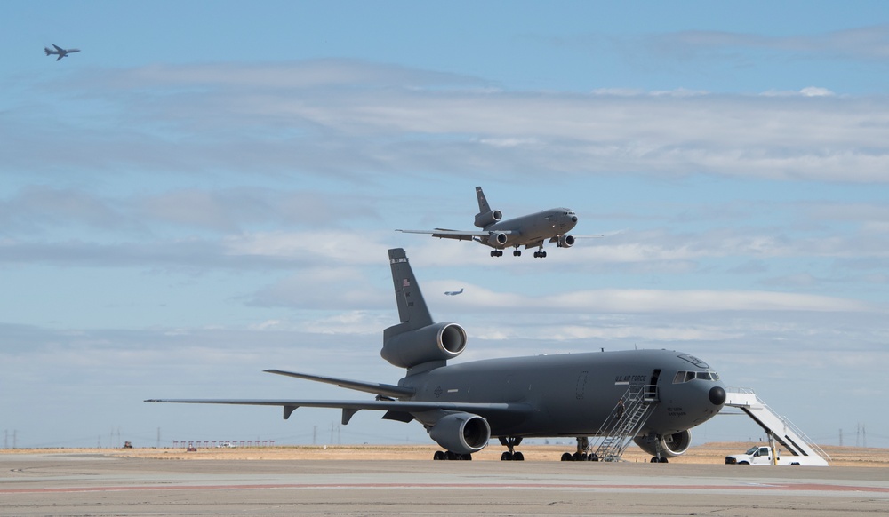 Flight Operations, Travis AFB