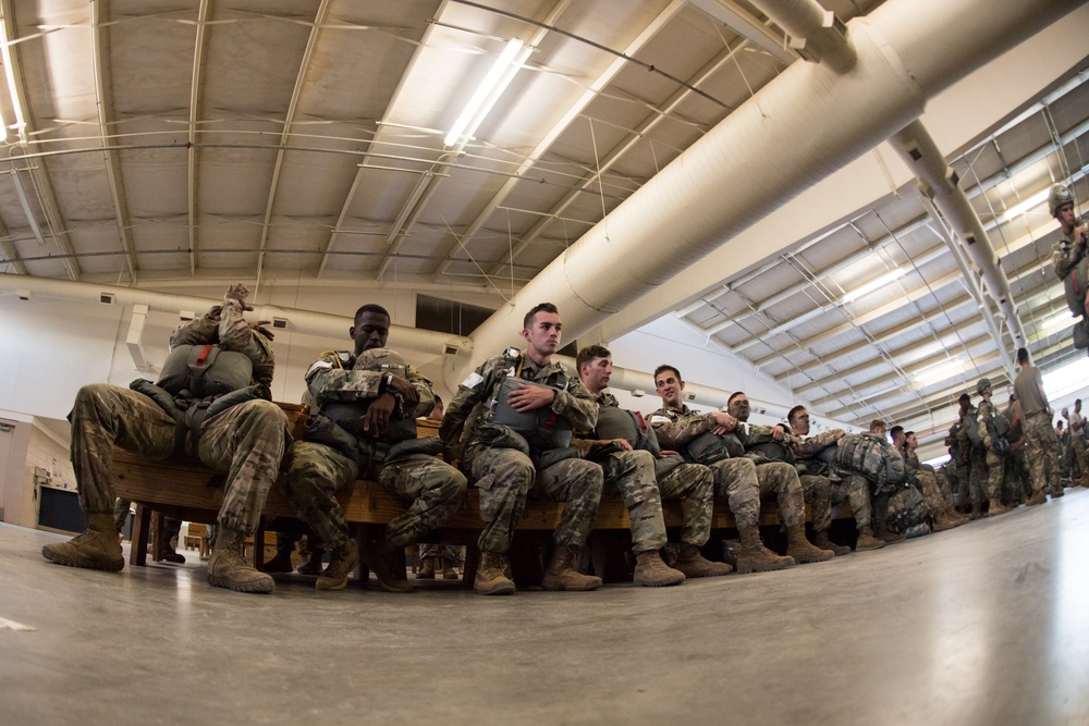 Pope, Dyess Airmen team up to provide Rapid Global Mobility to Army at Fort Bragg