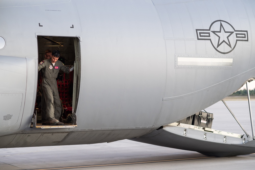 Pope, Dyess Airmen team up to provide Rapid Global Mobility to Army at Fort Bragg