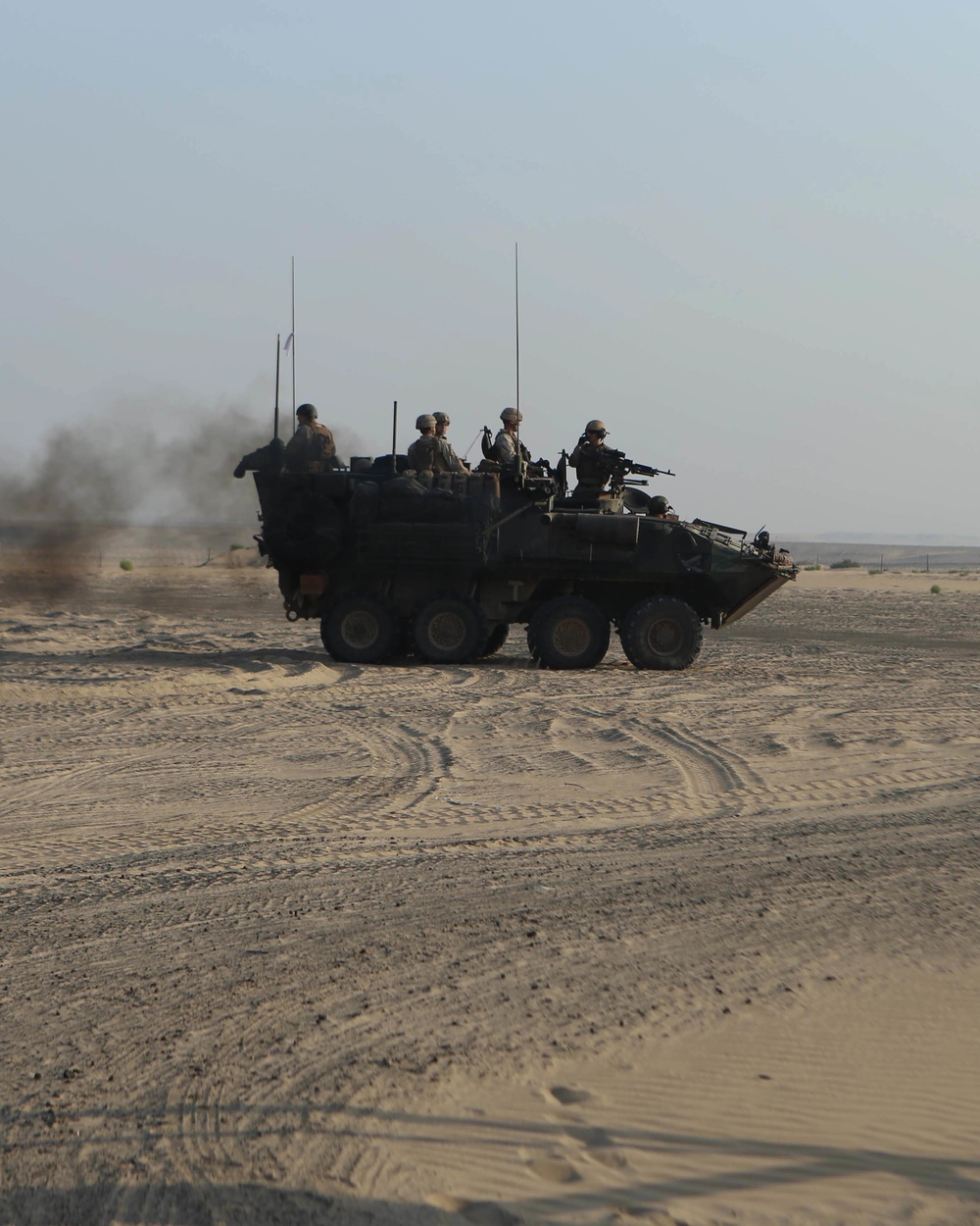 15th MEU conducts small-arms range with UAE during Iron Magic 2018