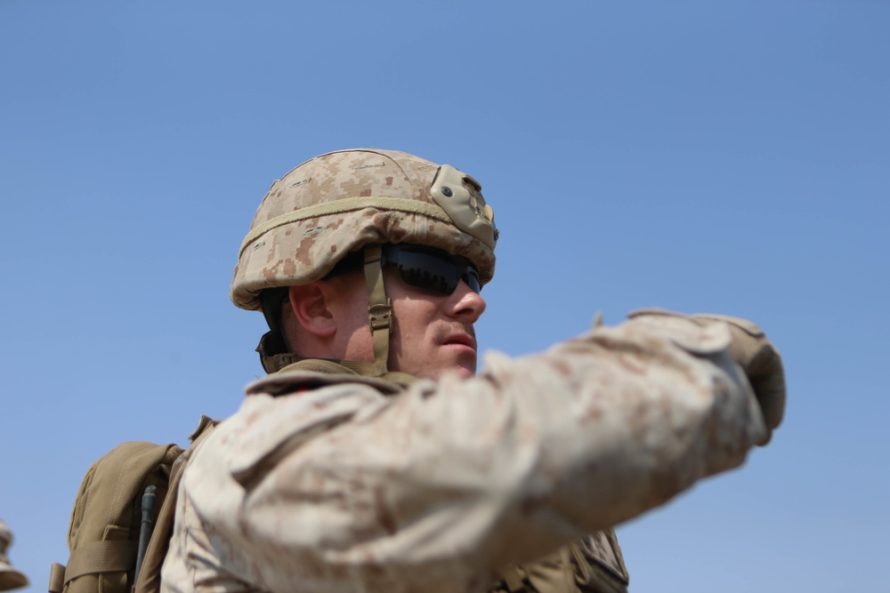 15th MEU conducts small-arms range with UAE during Iron Magic 2018