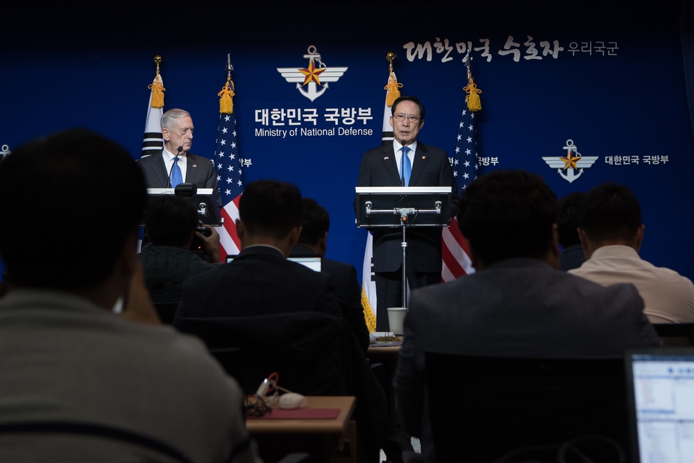 SD and South Korean MinDef hold joint presser