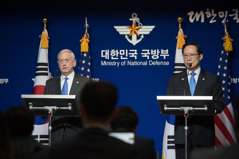 SD and South Korean MinDef hold joint presser