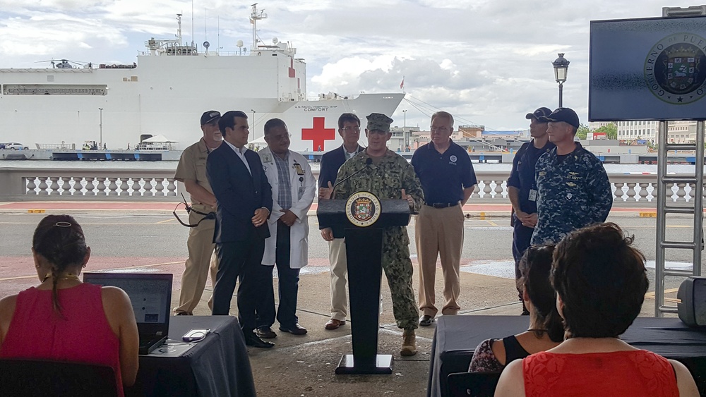 Governor of Puerto Rico Visits USNS Comfort