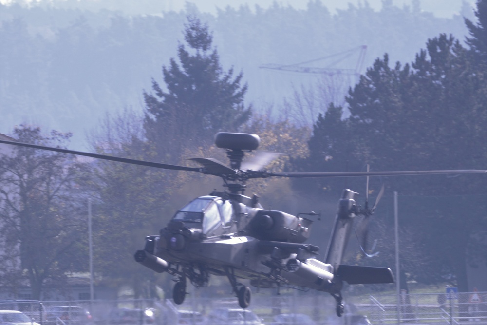 Apache Helicopter Traffic Pattern Training Flight