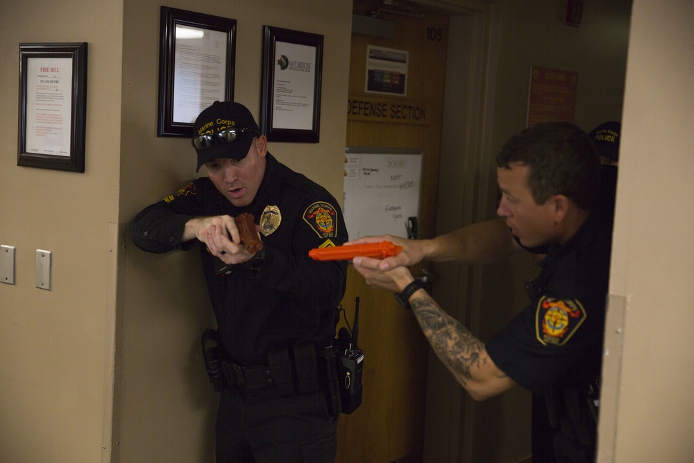 H&amp;S Bn conducts active shooter drill at legal