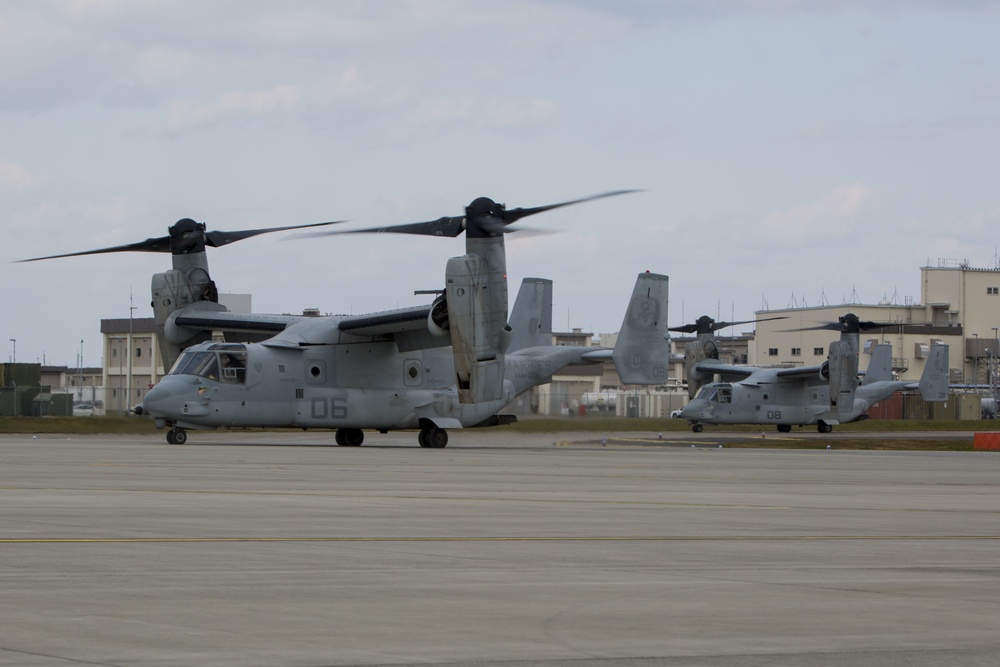 DVIDS - Images - Dragons conduct hot-pit refueling at MCAS Iwakuni ...