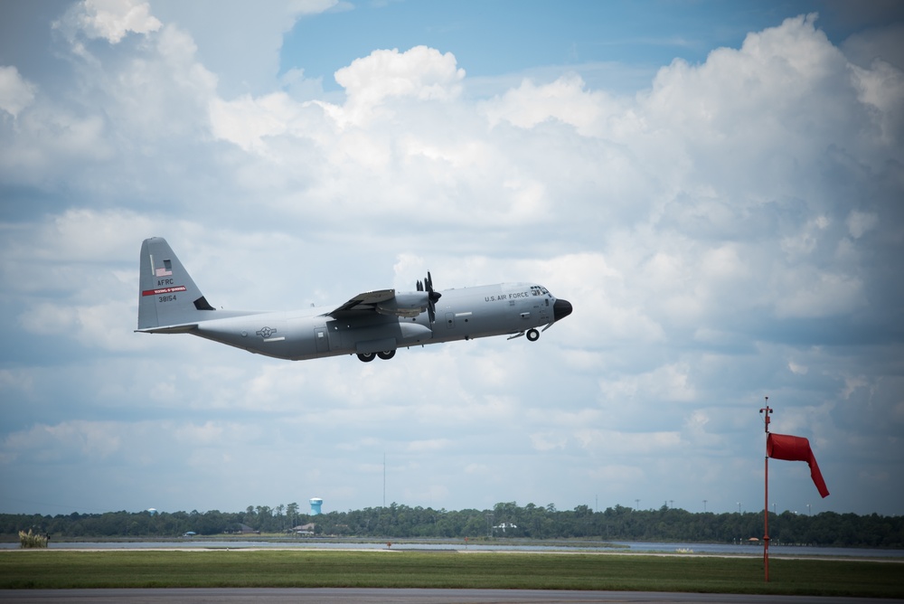 815th Airlift Squadron takeoff