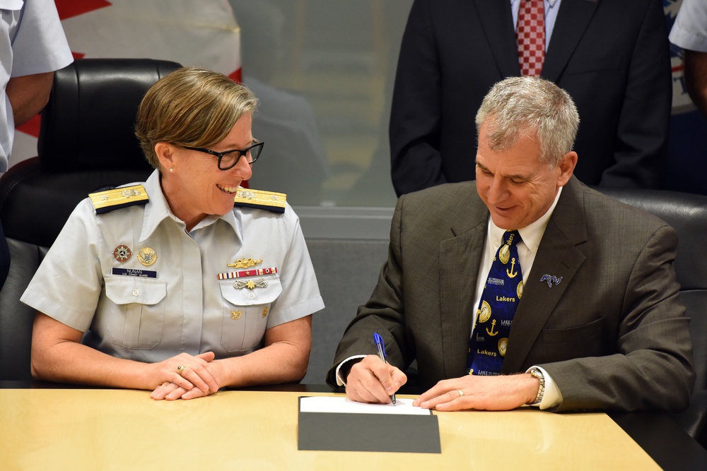 Maritime Industry Rescue Training agreement signing
