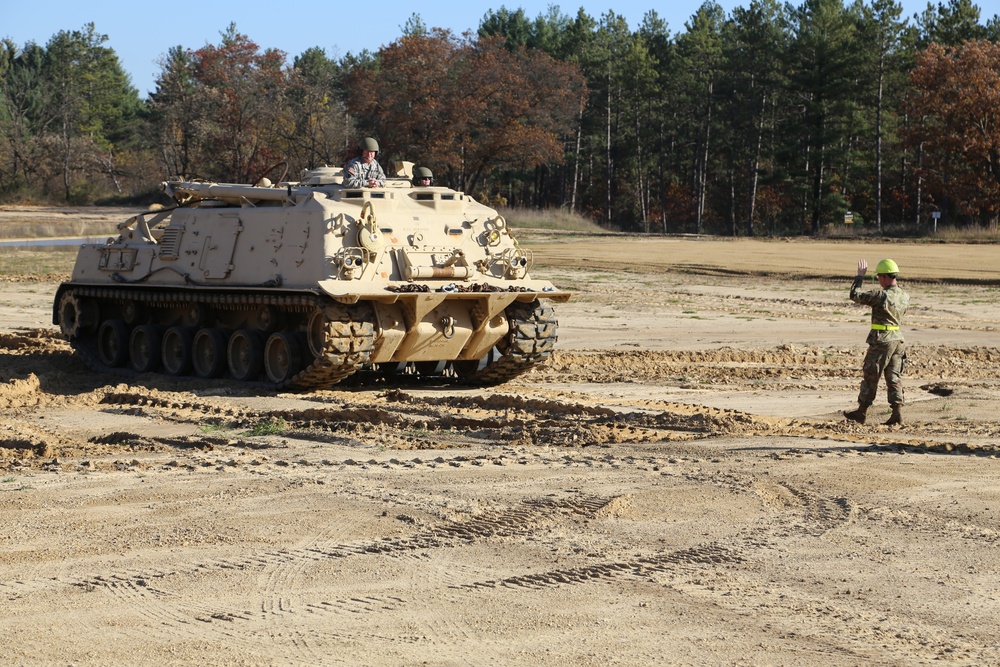 Fort McCoy’s RTS-Maintenance holds first Tracked Vehicle Recovery Course