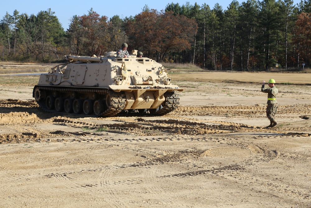 Fort McCoy’s RTS-Maintenance holds first Tracked Vehicle Recovery Course