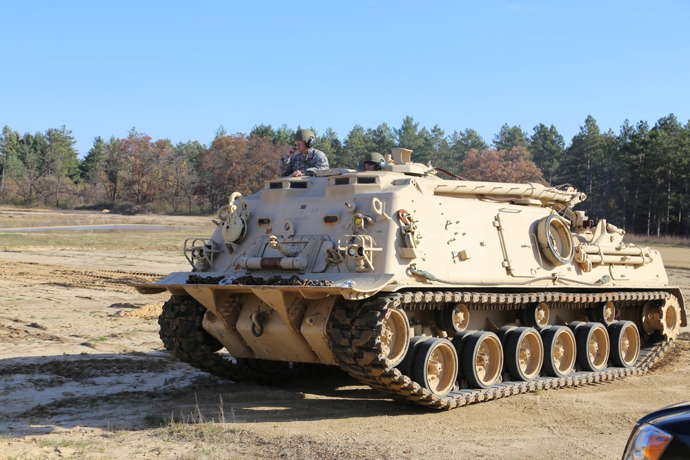 Fort McCoy’s RTS-Maintenance holds first Tracked Vehicle Recovery Course