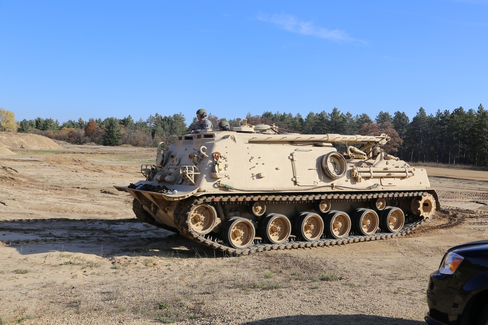 Fort McCoy’s RTS-Maintenance holds first Tracked Vehicle Recovery Course