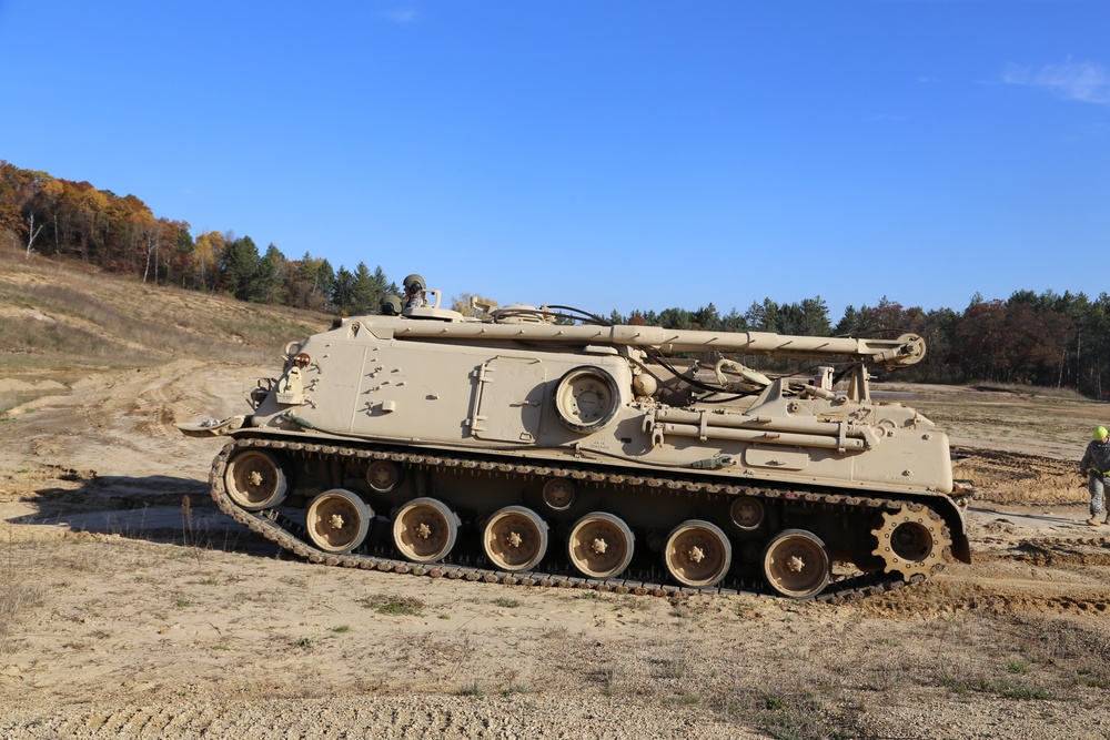 Fort McCoy’s RTS-Maintenance holds first Tracked Vehicle Recovery Course