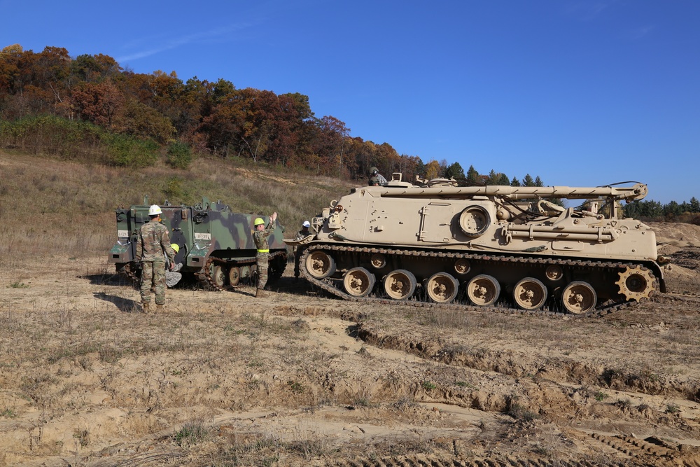 Fort McCoy’s RTS-Maintenance holds first Tracked Vehicle Recovery Course