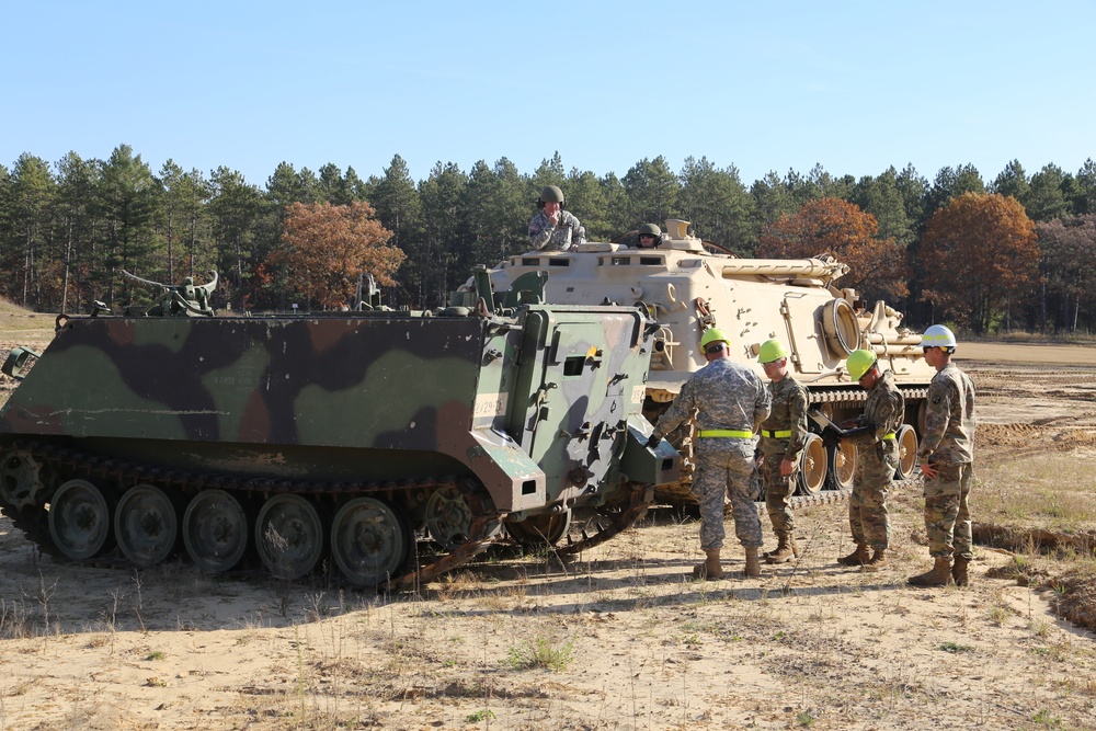 Fort McCoy’s RTS-Maintenance holds first Tracked Vehicle Recovery Course