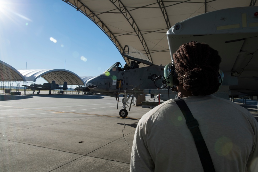 Airmen depart for Combat Hammer