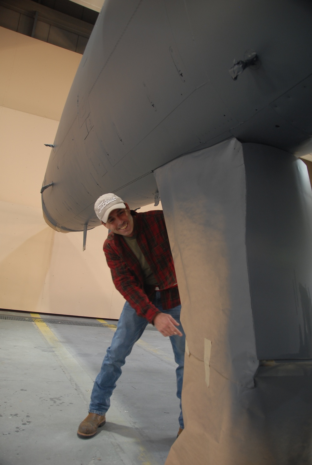 'Protective instinct' Robins aircraft painters put out fire, saving lives and money