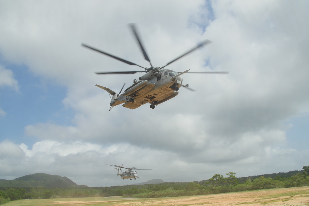 Marine Heavy Helicopter Squadron 462 Training Exercise