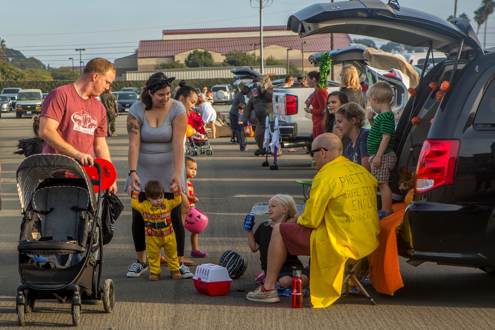 I MIG Trunk-or-Treat