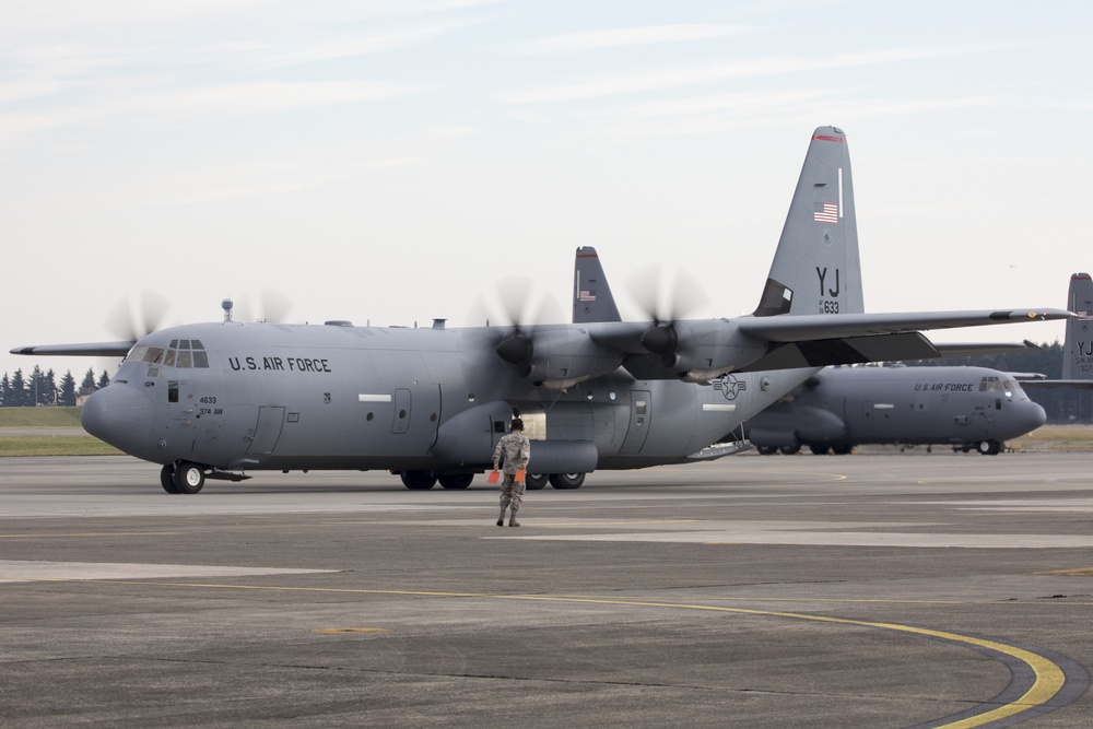 Yokota receives 7th C-130J from Little Rock AFB