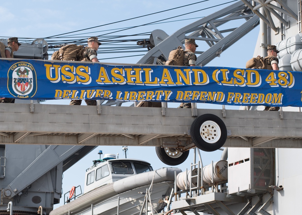 USS Ashland departs Okinawa, begins Blue Chromite