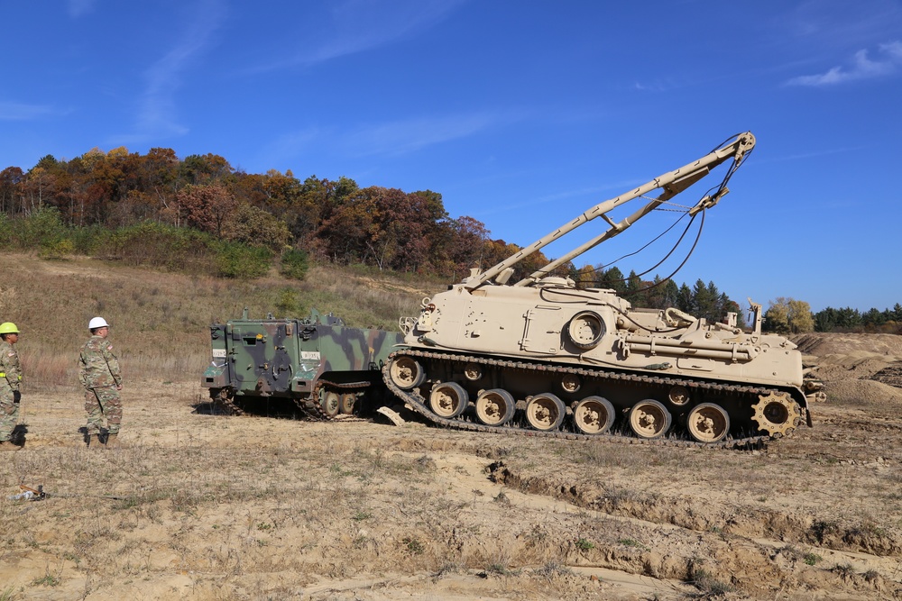 Fort McCoy’s RTS-Maintenance holds first Tracked Vehicle Recovery Course